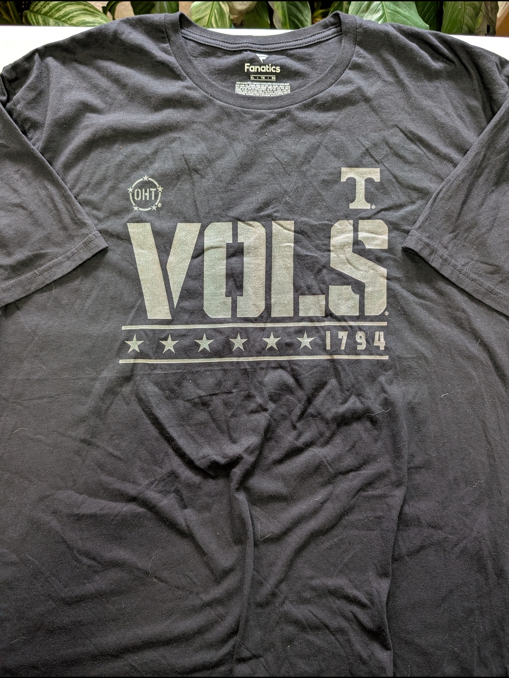 Fanatics Black T-Shirt with Gray VOLS Graphic